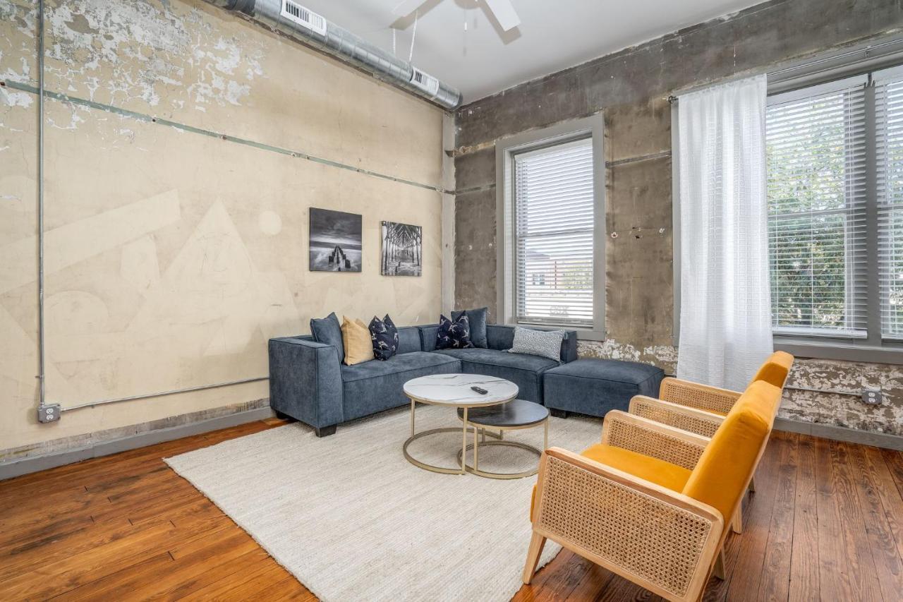 The Davis Lofts At Main Street - Unit 2B Appartamento Rocky Mount Esterno foto