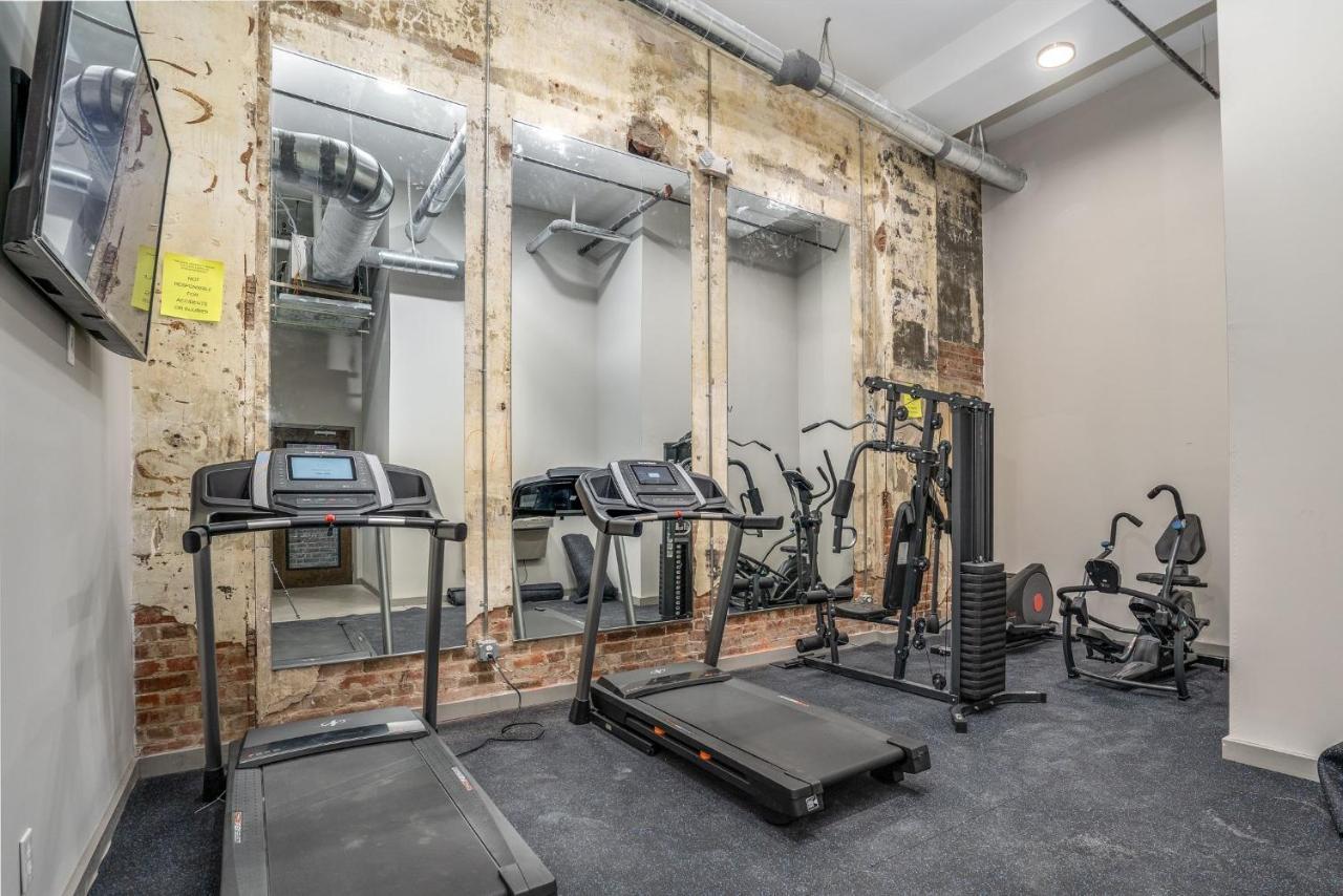 The Davis Lofts At Main Street - Unit 2B Appartamento Rocky Mount Esterno foto